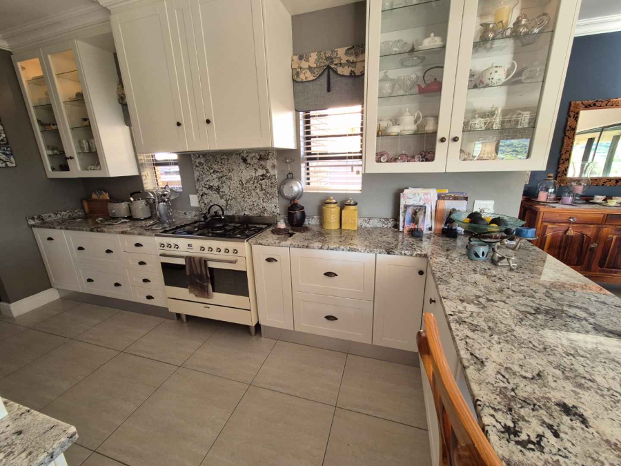 3 Bedroom Property for Sale in Dana Bay Western Cape